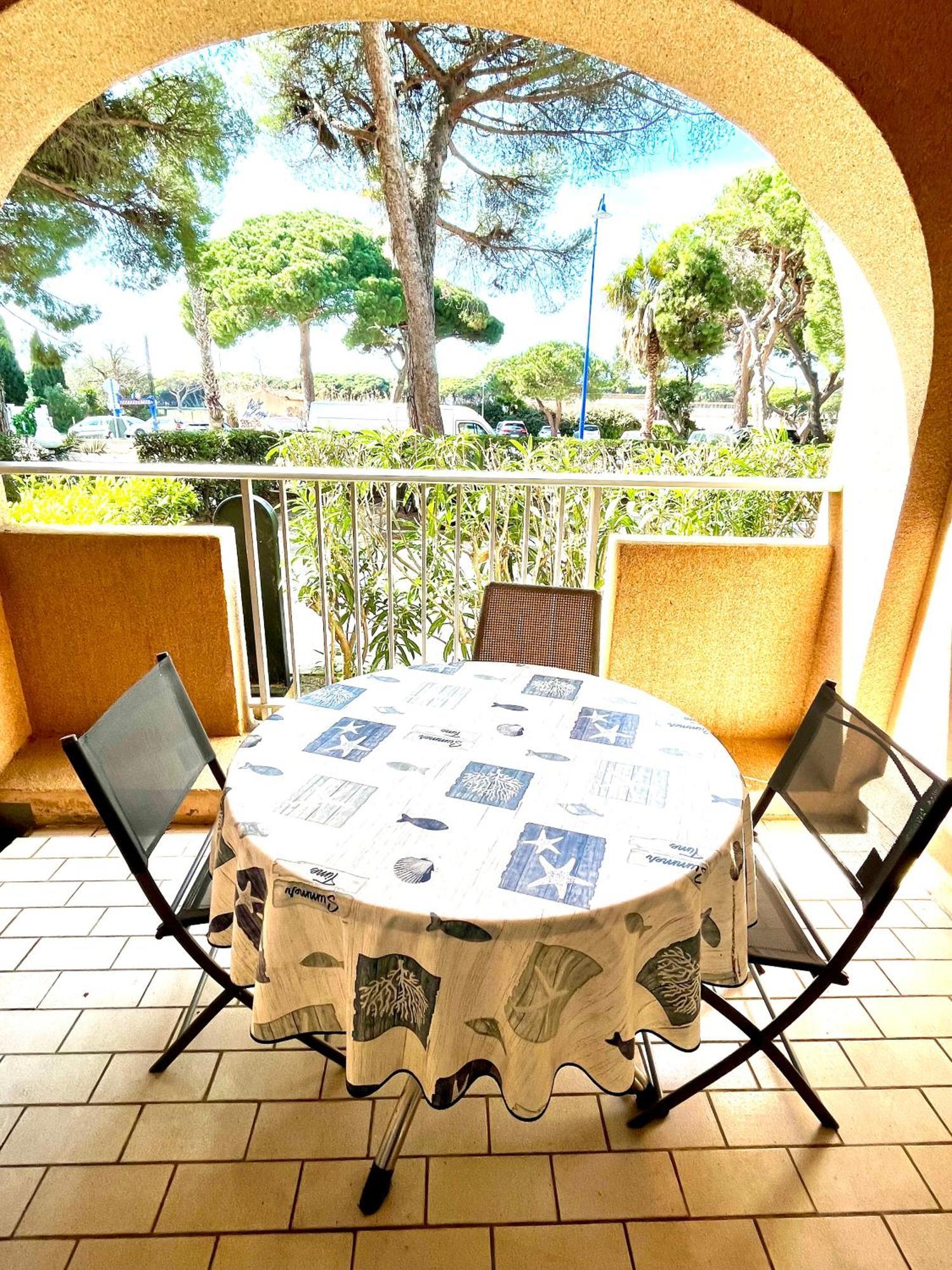 Apartamento Port De Hyères L'Étoile de Mer Exterior foto